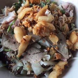 ก๋วยเตี๋ยวหมูโบราณ (ยายแม็ค)