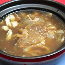 หูฉลามน้ำแดง