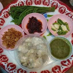 หอยนางรมทรงเครื่อง