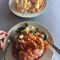 ข้าวราดแกง