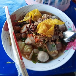 ร้าน ป๊อก ป๊อก ป๊อก 3 พี่น้อง