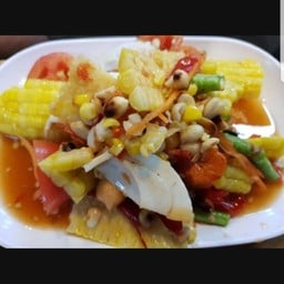 ตำข้าวโพดไข่เค็ม