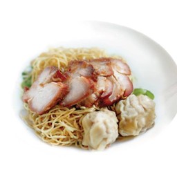 บะหมี่เกี๊ยวหมูแดง