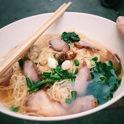 Ho Sek Min - บะหมี่เกี๊ยวกวางตุ้ง ตรอกโรงหมู