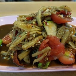 ตำหน่อไม้