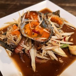 ตำมะม่วงปูไข่ดอง