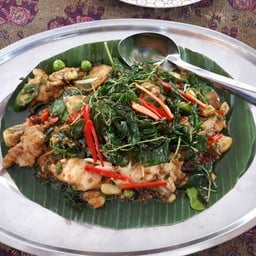 ผัดฉ่าปลาคัง