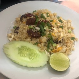ข้าวผัดกุนเชียง
