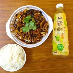 มีคนบอกว่ามันคือMouthwatering Chicken