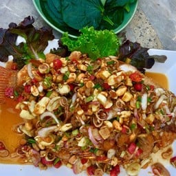 อันนี้พระเอกประจำร้านอร่อยสุด