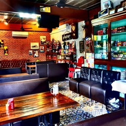 ภาพจาก https://www.facebook.com/%E0%B8%AA%E0%B8%B8%E0%B8%9E%E0%B8%A3%E0%B8%A3%E0