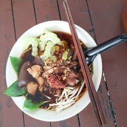 ก๋วยเตี๋ยวไก่มะระ​ Wazab