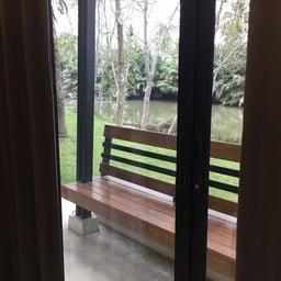 ลำพวา อัมพวา รีสอร์ท