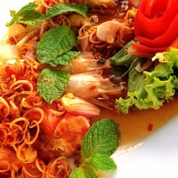 สวนอาหาร ราชาปลาใหญ่ & Mini Zoo -