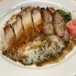 ข้าวหมูแดง+หมูกรอบ
