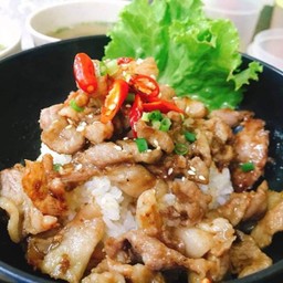 ข้าวหน้าหมูเกาหลี