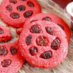 Cranberry Red Velvet (49 Cal)