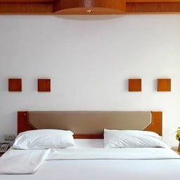 ขอบคุณรูปภาพจาก โรงแรม อารีน่ารีสอร์ท อุตรดิตถ์ - Areena Resort&Hotel Uttaradit