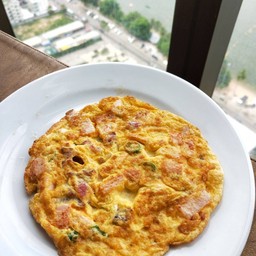 เมนูไข่ประจำโรงแรมของเรา ไข่เจียวจ้ะ