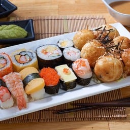 (M5) ซูชิ 10 ชิ้น ทาโกยากิ 6 ชิ้น