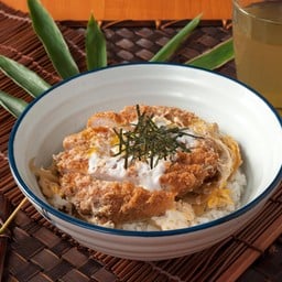 ข้าวหน้าหมูทอด+ซุป