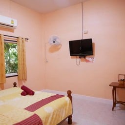 ขอบคุณรูปภาพจาก บ้านสวนปาล์มรีสอร์ท อุตรดิตถ์-Baansuanpalm resort Uttaradit