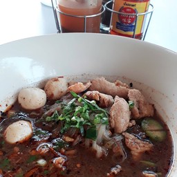 ก๋วยเตี๋ยวเรือรสจัดจ้าน