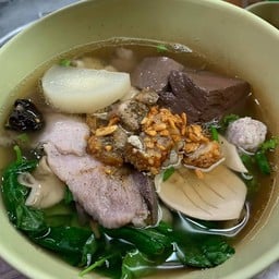 ก๋วยจั๊บน้ำใส