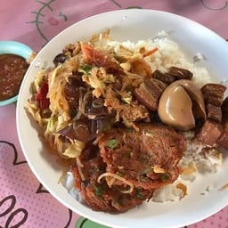 ข้าวแกง ขนมจีน 2 ภาค