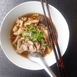 นายหนึ่ง ก๋วยเตี๋ยวเป็ด 40บาท