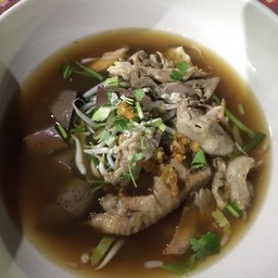 ข้าวมันไก่ ก๋วยเตี๋ยวหมูตุ๋น