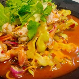 พล่ากุ้งมะระสด