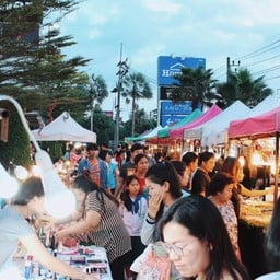 ตลาดร้อยเมตร
