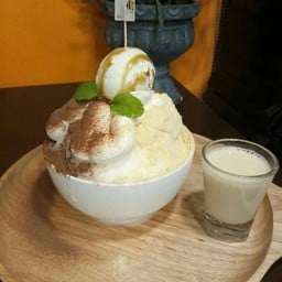 Kakikori two tone