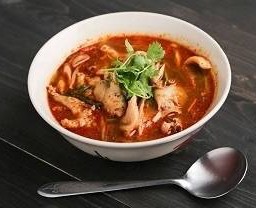 ขาไก่ต้มยำ (ซุปเปอร์)