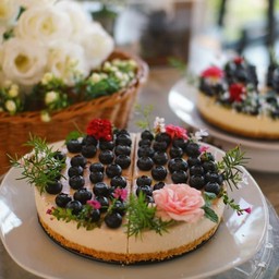 V Coffee & Eatery - V Cafe