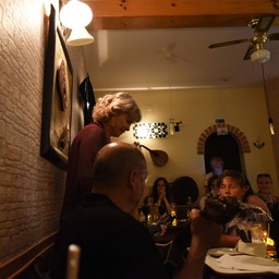 Ana Marina ออกมาร้อง Fado