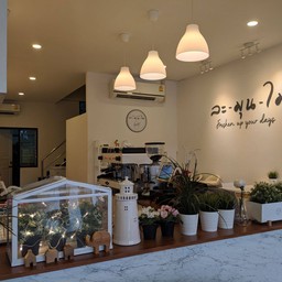 ร้านเล็กๆ แต่บรรยากาศอยอุ่นมากครับ