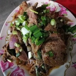 เจ๊รินร้านลาบ ร้านส้มตำ หน้าโลตัสสระบุรี