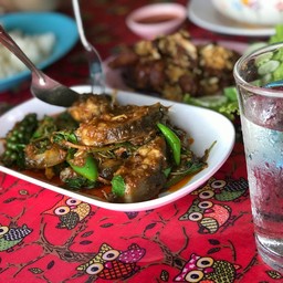 ลุงแห้งอาหารป่า ปลาแม่น้ำ