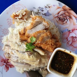 ข้าวมันไก่บ้านบึง