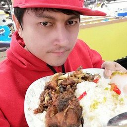 ข้าวแกงเฮียหงี MAYA Chiang Mai