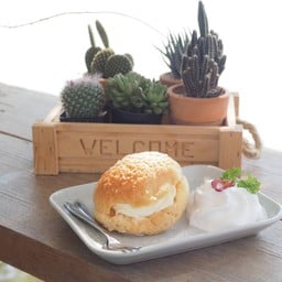 Chuen Cafe And Bistro