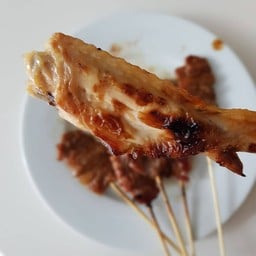 หมูปิ้ง เจ๊วาส ซอยนาทอง