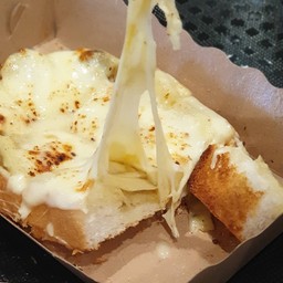 กล้วยอบชีส