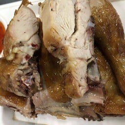 ไก่ย่างครึ่งตัว