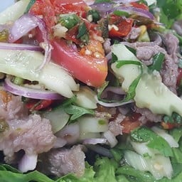 ยำเนื้อย่าง