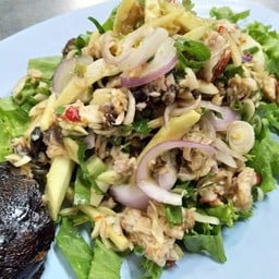 ยำปลาดุกย่าง