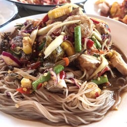 น้อยตำแหลก