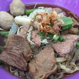 เนื้อตุ๋นทุ่งเศรษฐี รามคำแหง 2